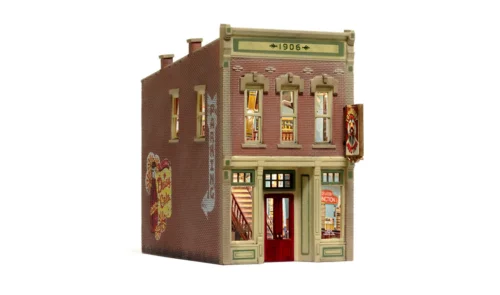 Woodland Scenics 5070 - Toy & Hobby Junction Built & Ready - HO Scale