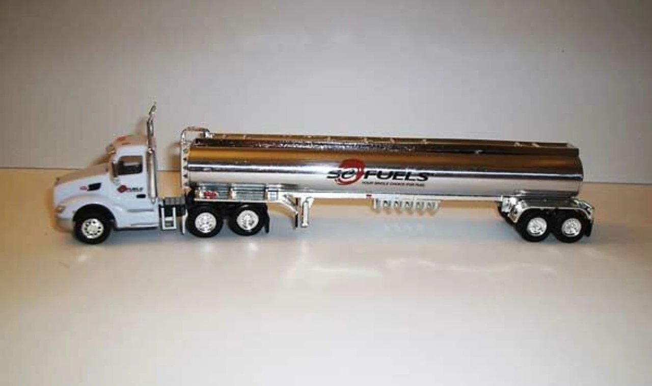 Trucks N Stuff 097 - Peterbilt 579 Day-Cab Tractor With Gas Tank Trailer - Assembled -- S.C. Fuels (white, Red, Chrome) - HO Scale 3 Trucks N Stuff 097 - Peterbilt 579 Day-Cab Tractor With Gas Tank Trailer - Assembled -- S.C. Fuels (white, Red, Chrome) - HO Scale