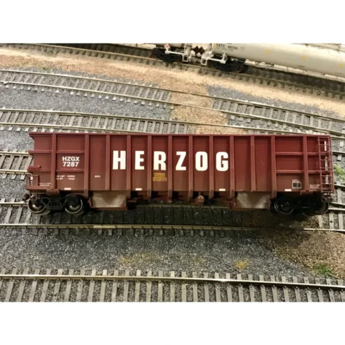 MACRail 821 - Ballast Car Doors - 4 Pack (Herzog Version Long) - HO Scale Kit