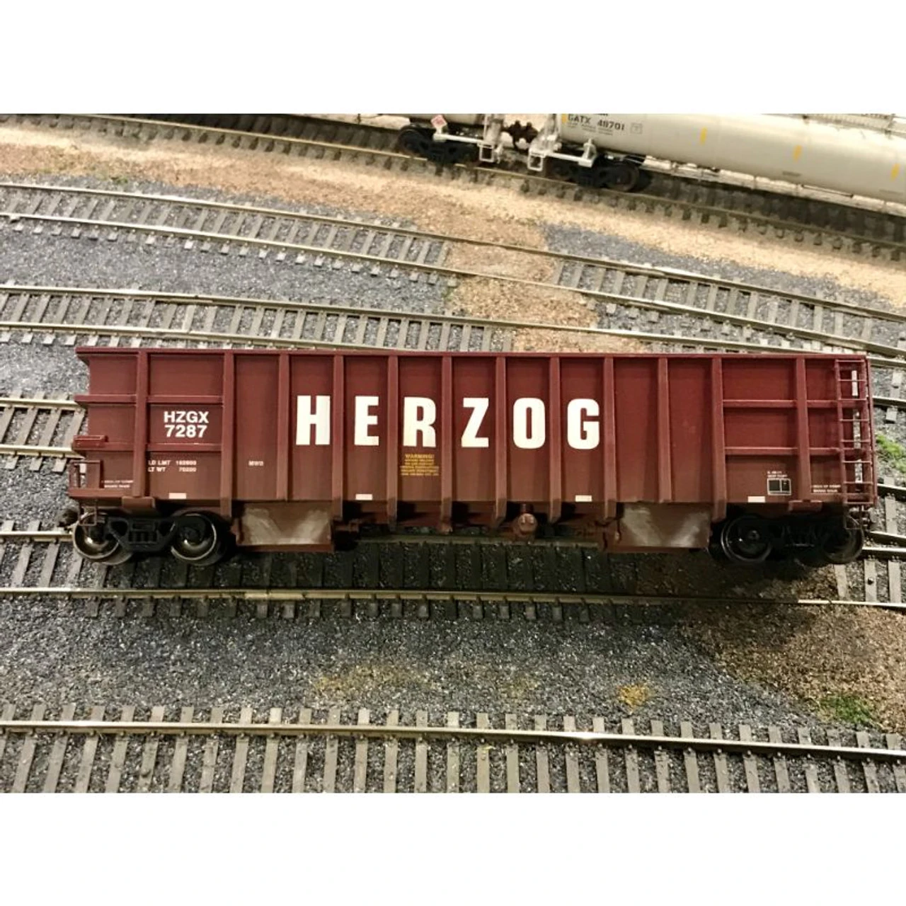 MACRail 821 - Ballast Car Doors - 4 Pack (Herzog Version Long) - HO Scale Kit 3 MACRail 821 - Ballast Car Doors - 4 Pack (Herzog Version Long) - HO Scale Kit
