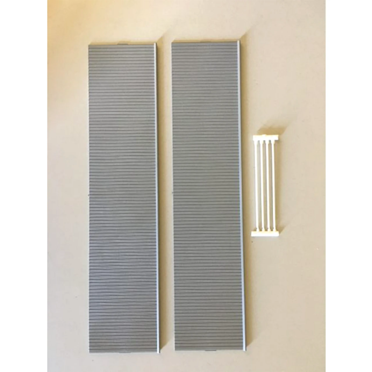 Pikestuff 541-1011 - Prefab Steel Warehouse Walls. Color Gray (2 Each) - HO Scale Kit 3 Pikestuff 541-1011 - Prefab Steel Warehouse Walls. Color Gray (2 Each) - HO Scale Kit