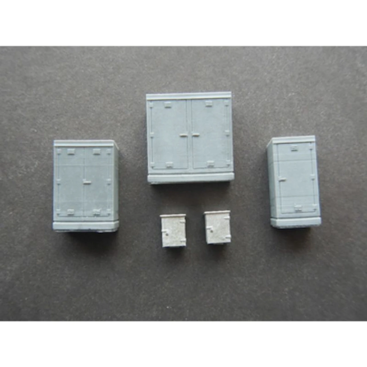 Showcase Miniatures 2198 - Trackside Cabinets - HO Scale Kit 3 Showcase Miniatures 2198 - Trackside Cabinets - HO Scale Kit