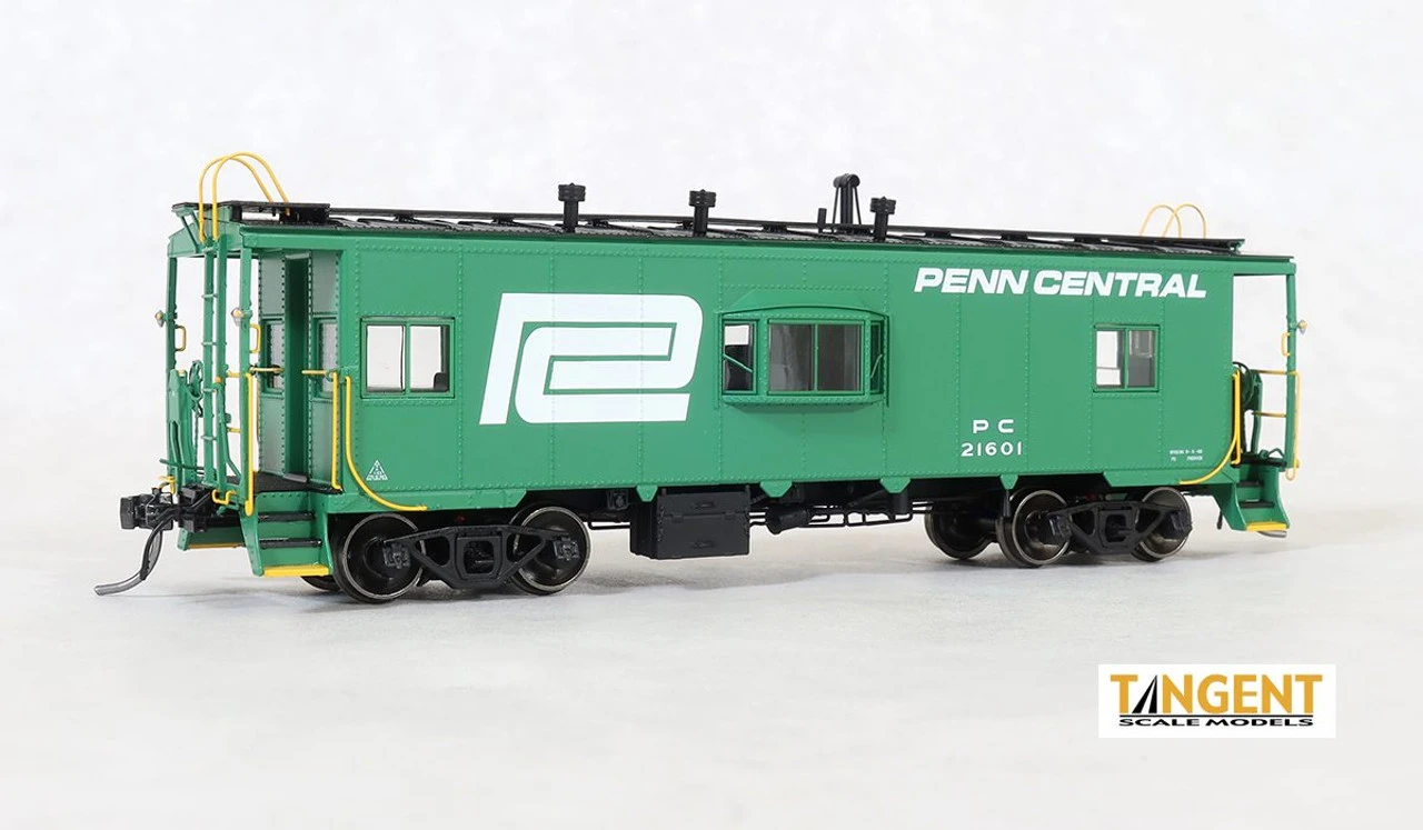 Tangent Scale Models 60124-03 - DSI/SLCC Bay Window Caboose Penn Central (PC) 21607 - HO Scale 3 Tangent Scale Models 60124-03 - DSI/SLCC Bay Window Caboose Penn Central (PC) 21607 - HO Scale