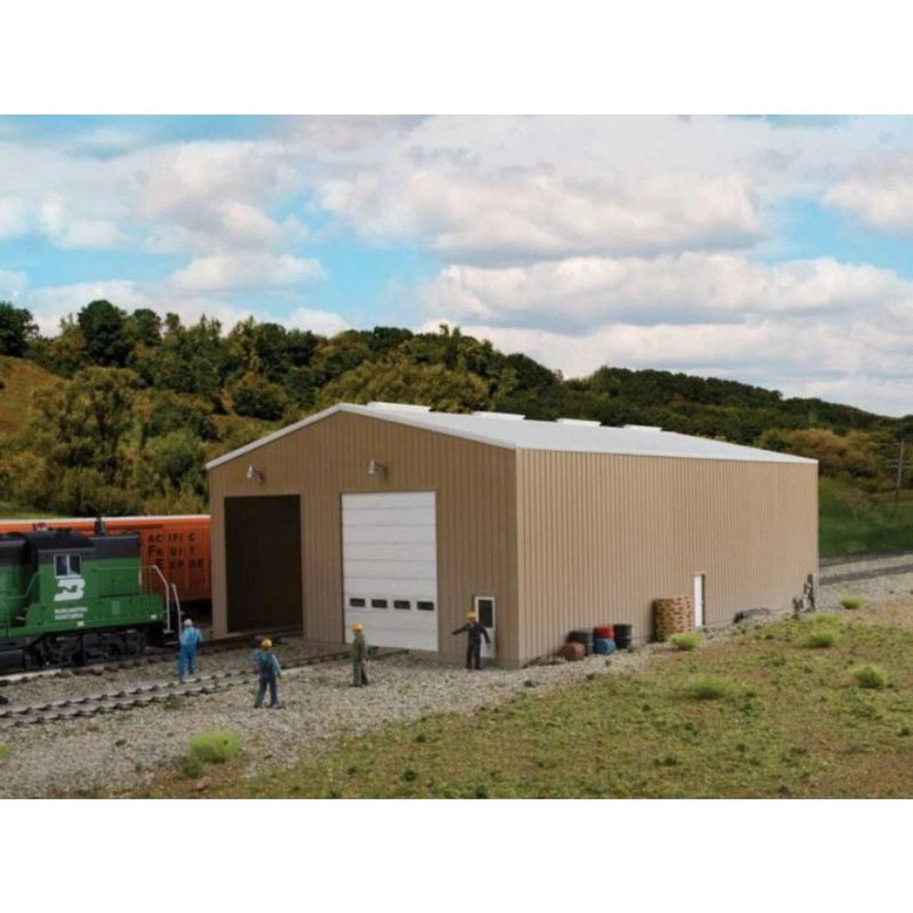 Walthers Cornerstone 933-2986 - Modern Double-Track Engine House - HO Scale Kit 3 Walthers Cornerstone 933-2986 - Modern Double-Track Engine House - HO Scale Kit