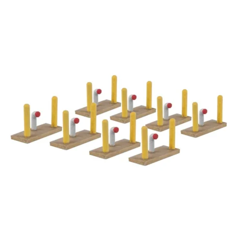 Walthers SceneMaster 949-4187 - 8 Dry Hydrants And 16 Safety Posts - HO Scale Kit